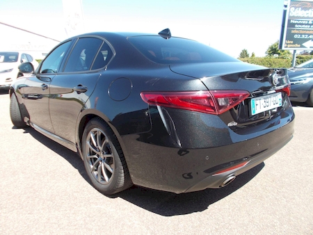 ALFA ROMEO GIULIA II 2.2 136 CV SUPER AT8